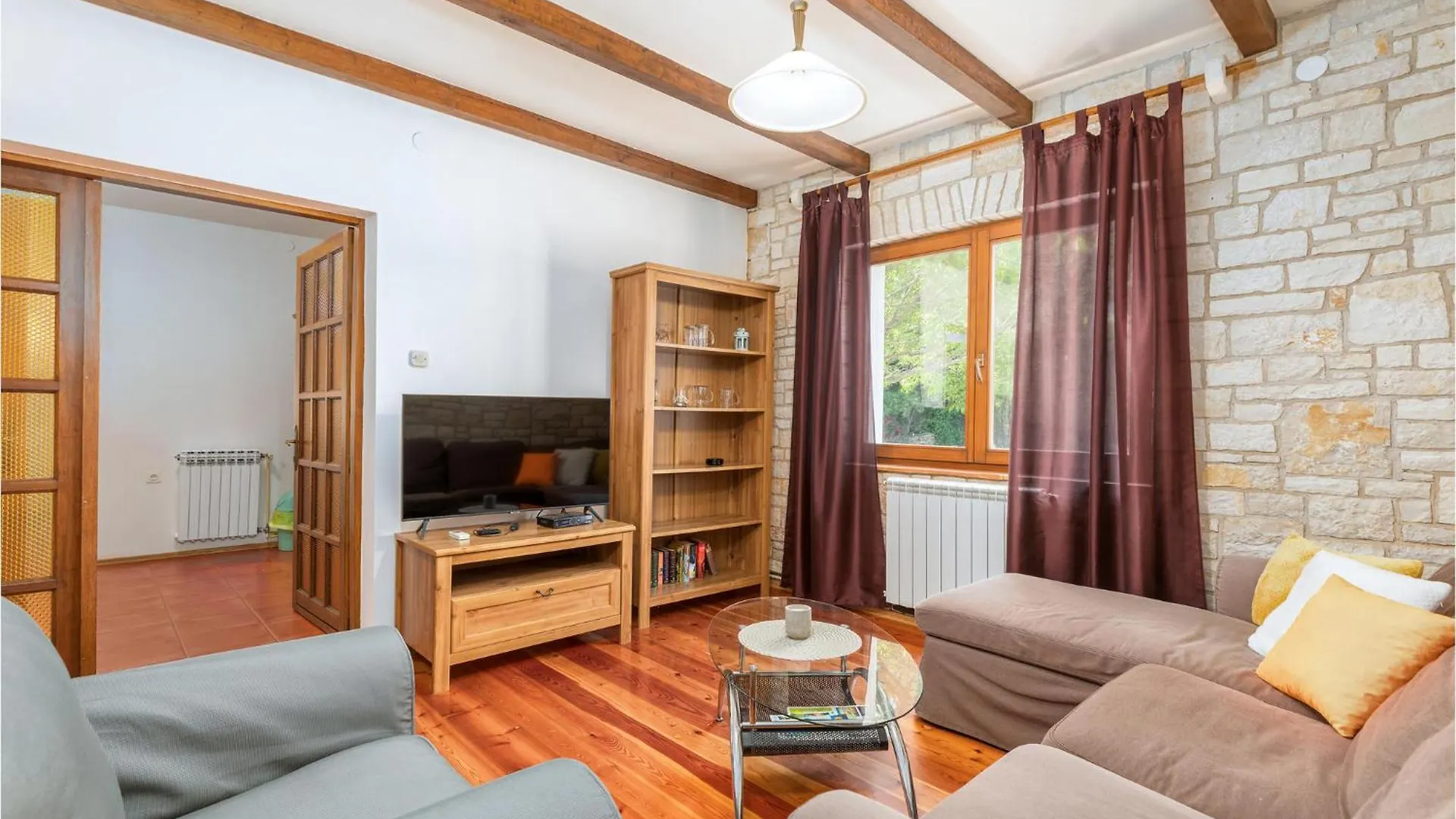 Awesome Home In Svetvincenat With Kitchen 度假居