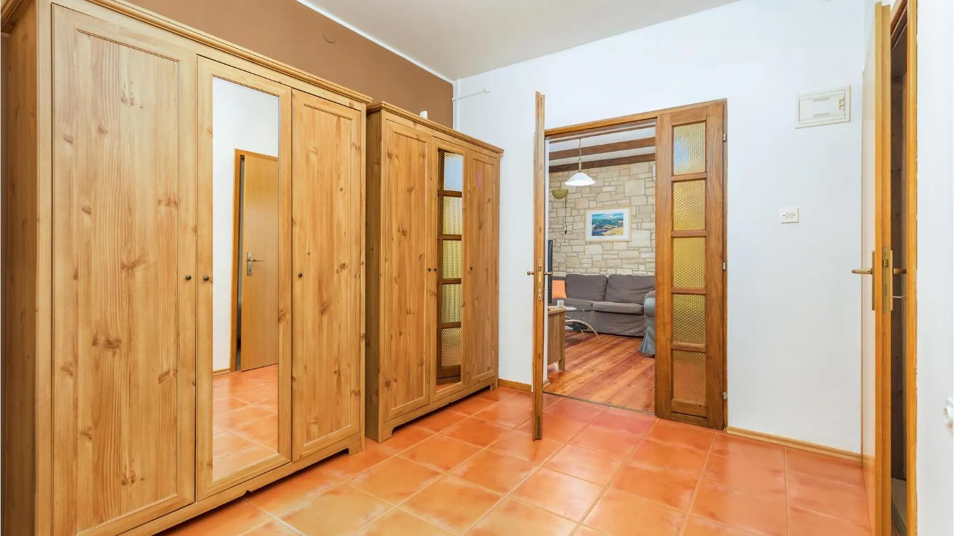 Awesome Home In Svetvincenat With Kitchen 0*,  קרואטיה